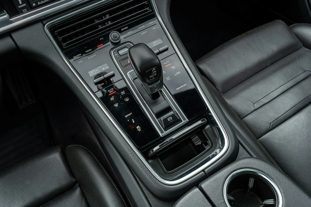 Porsche Panamera - Zdjęcie 42