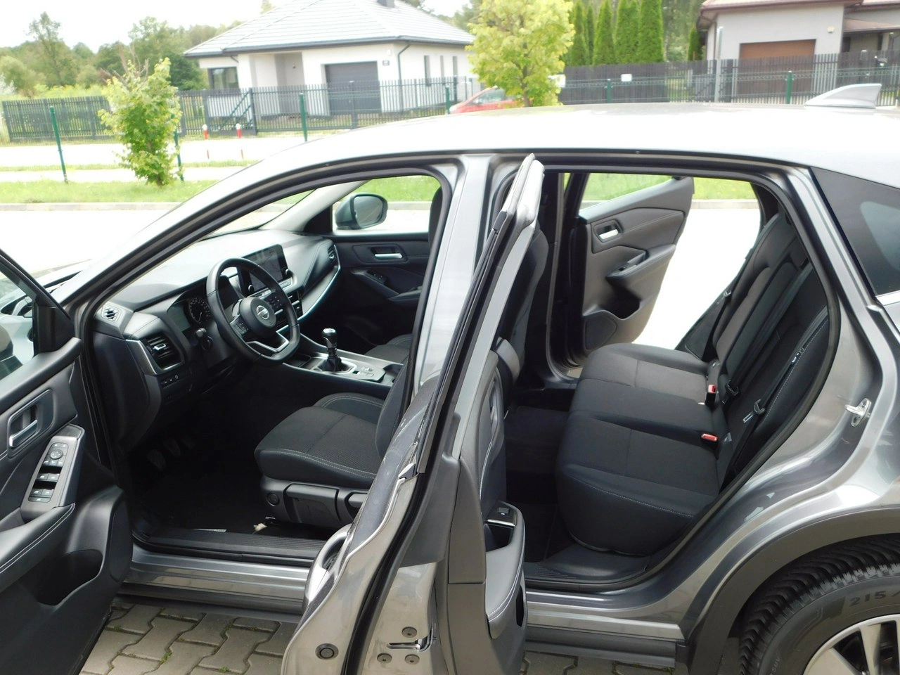 Nissan Qashqai - Zdjęcie 9