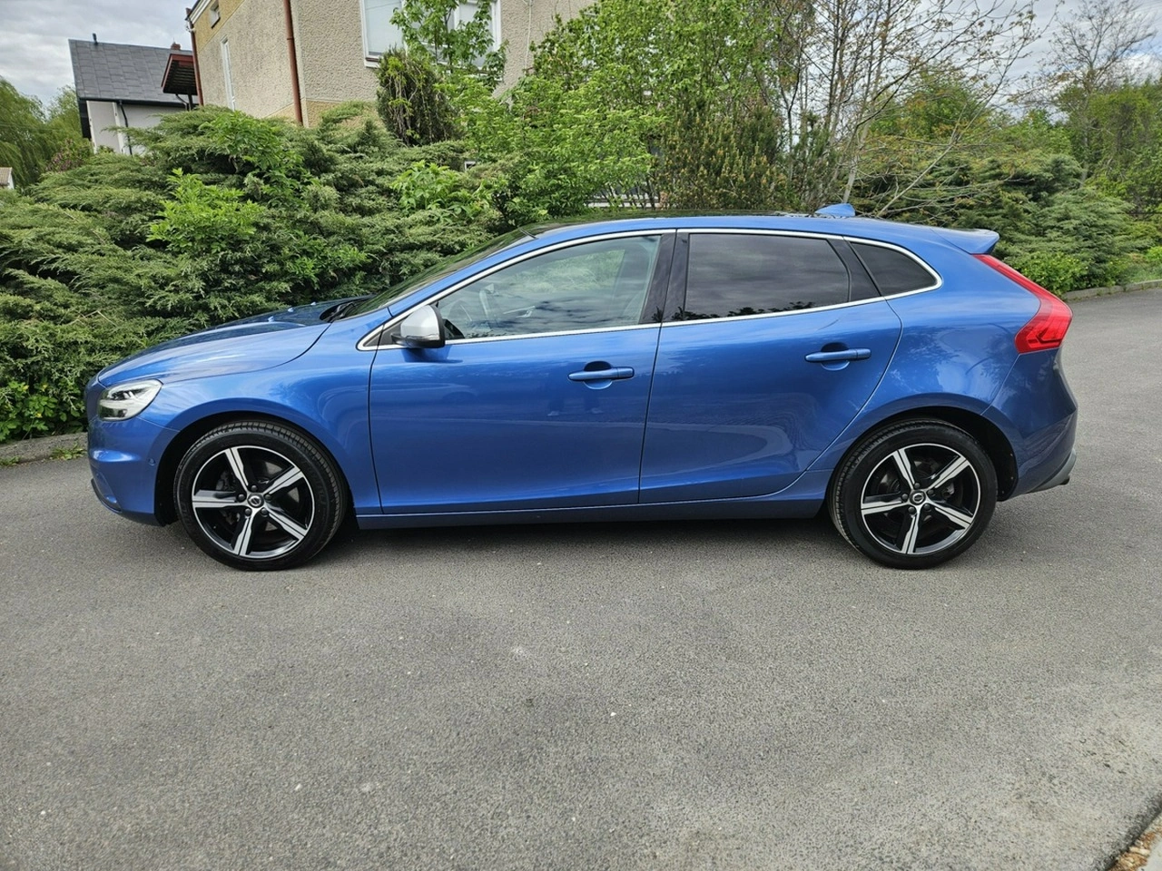 Volvo V40 - Zdjęcie 2