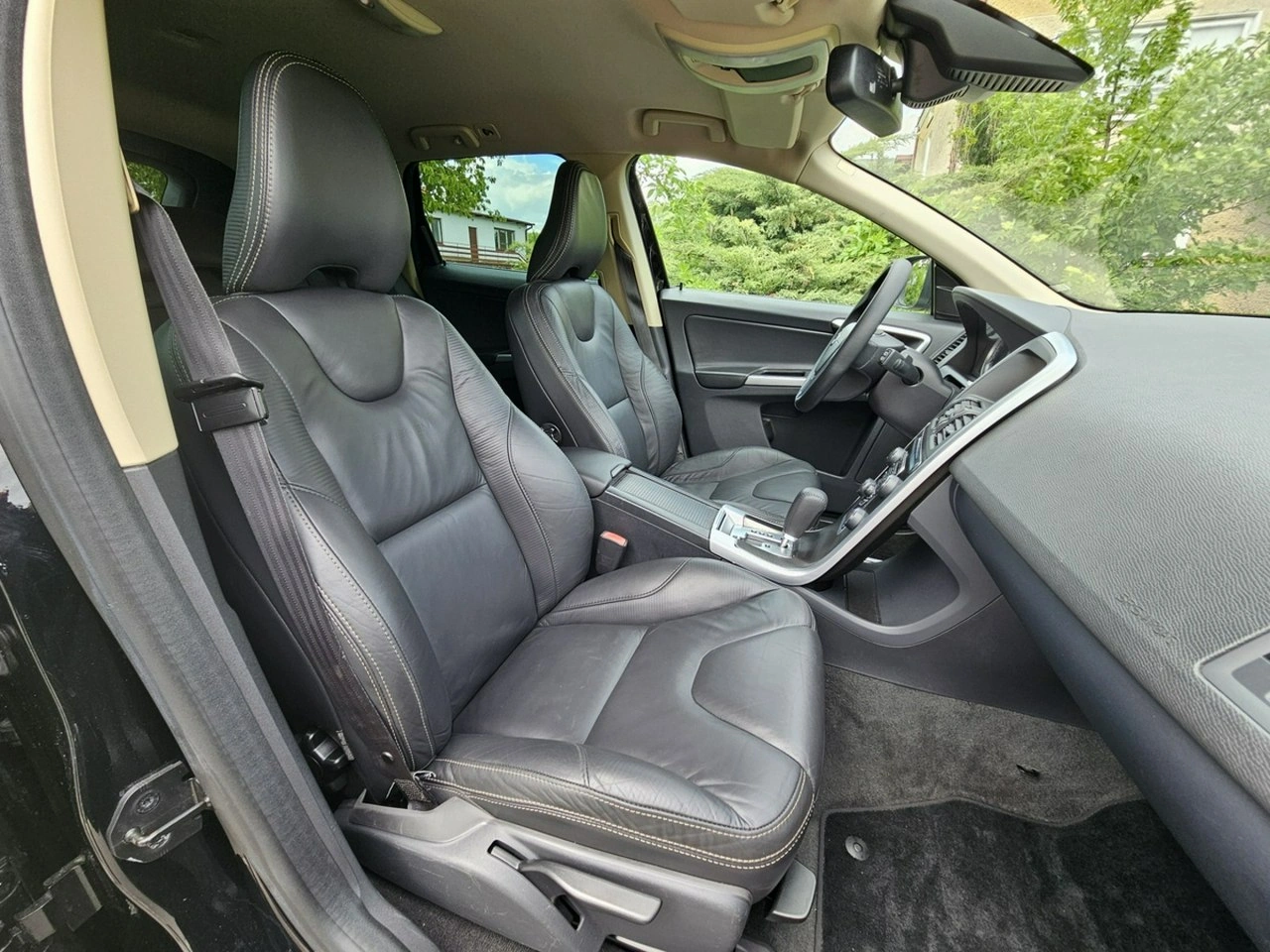 Volvo XC 60 - Zdjęcie 12