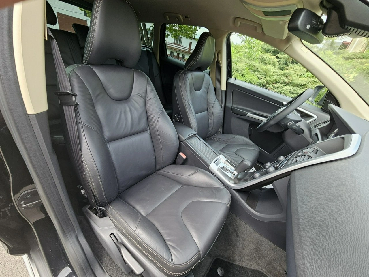 Volvo XC 60 - Zdjęcie 27