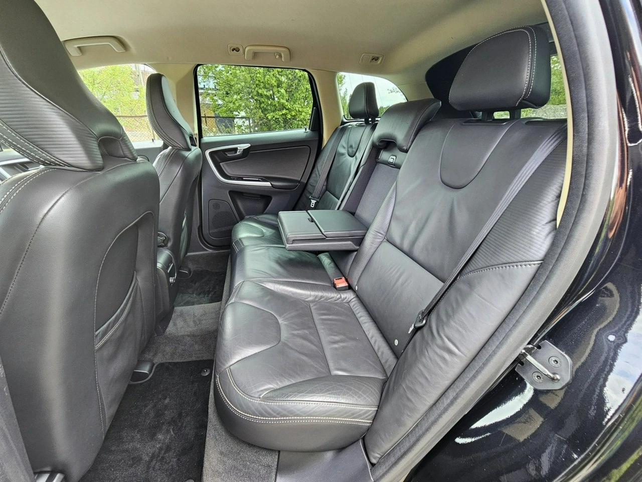 Volvo XC 60 - Zdjęcie 29