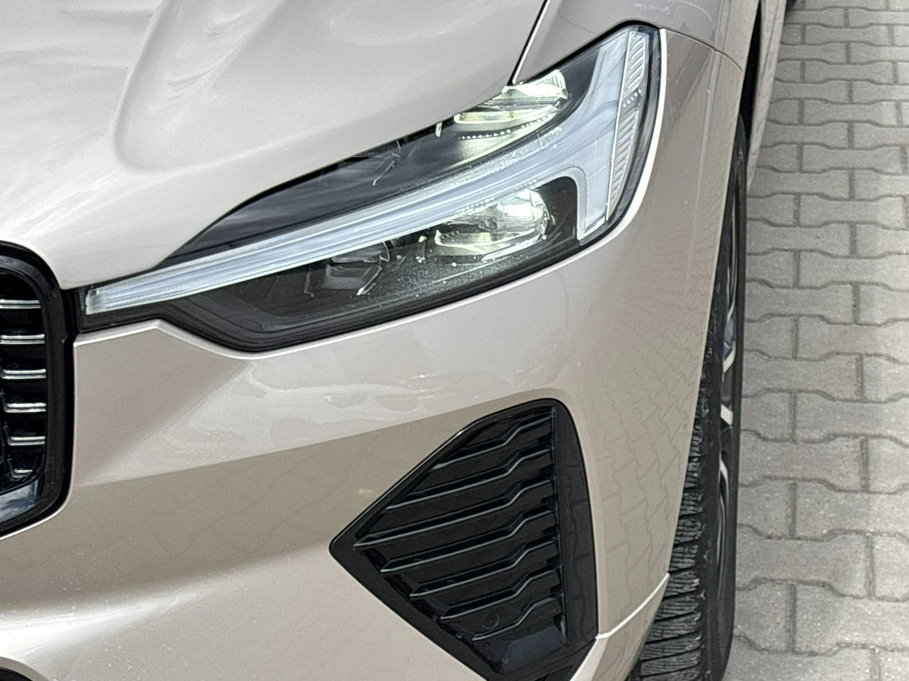 Volvo XC 60 - Zdjęcie 8