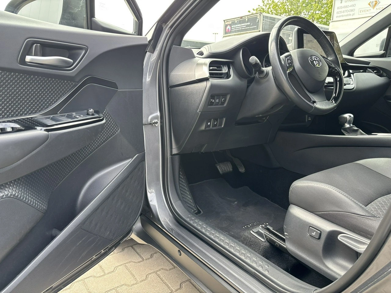 Toyota C-HR - Zdjęcie 9