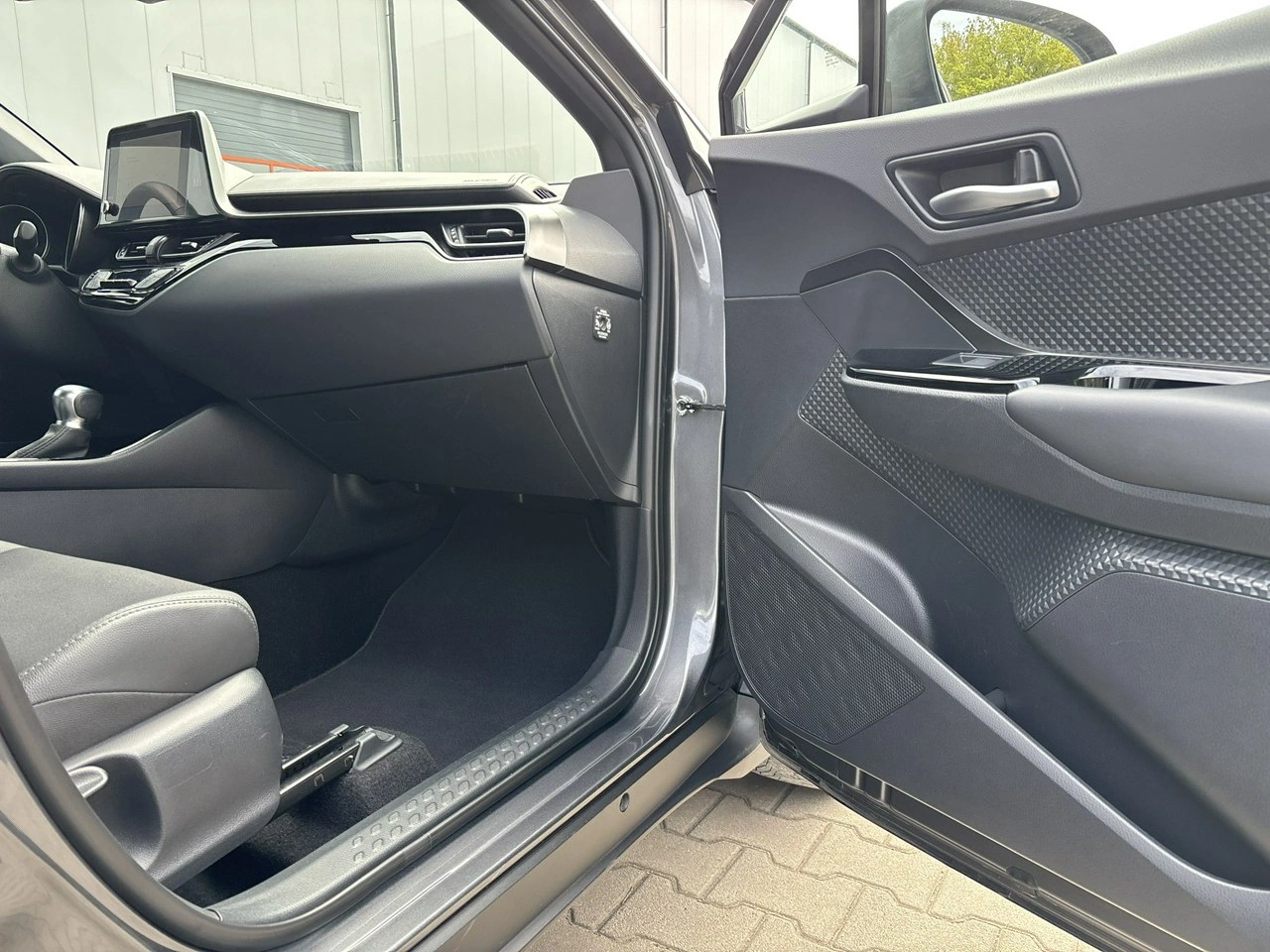 Toyota C-HR - Zdjęcie 16