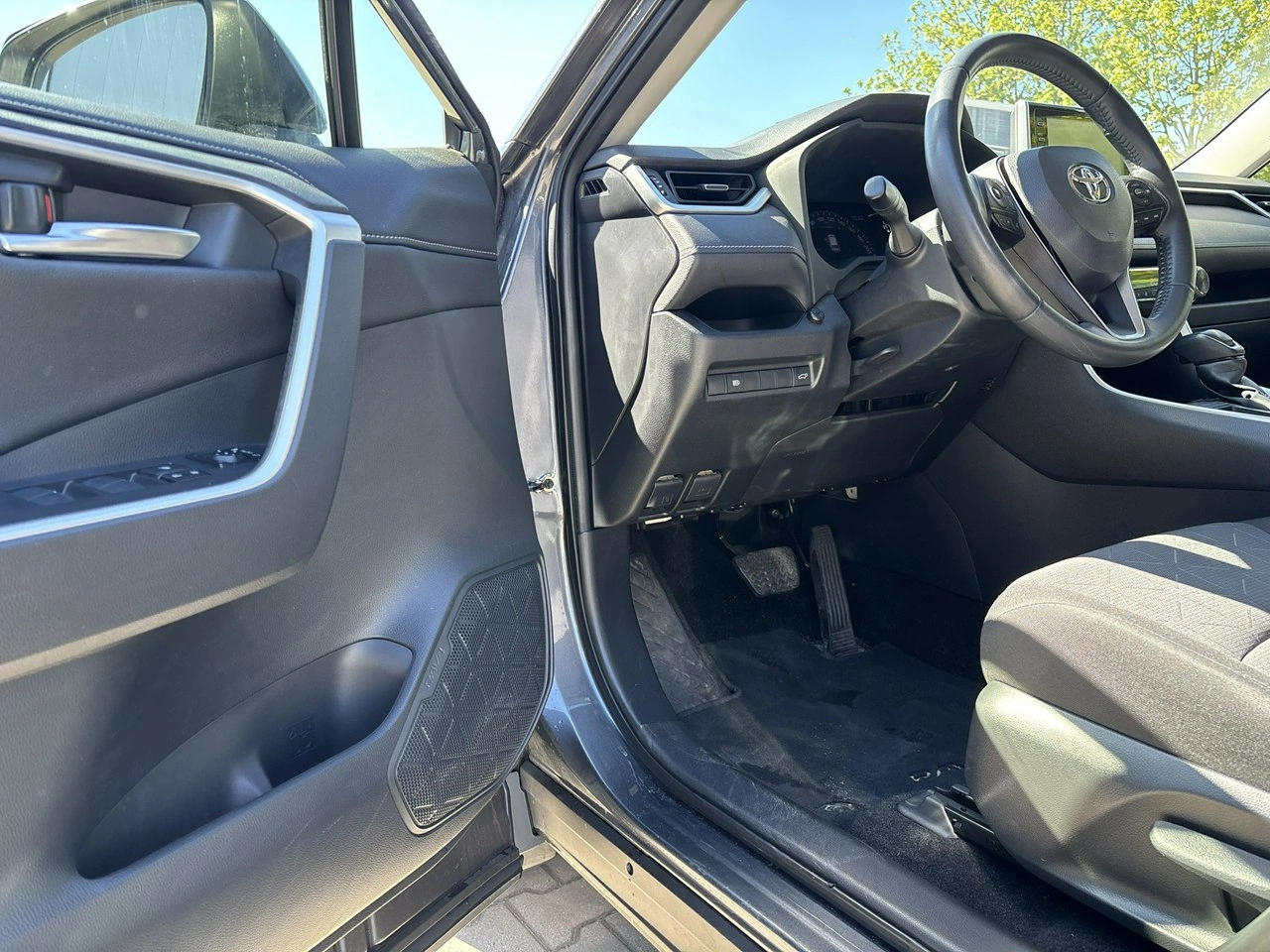 Toyota RAV-4 - Zdjęcie 9