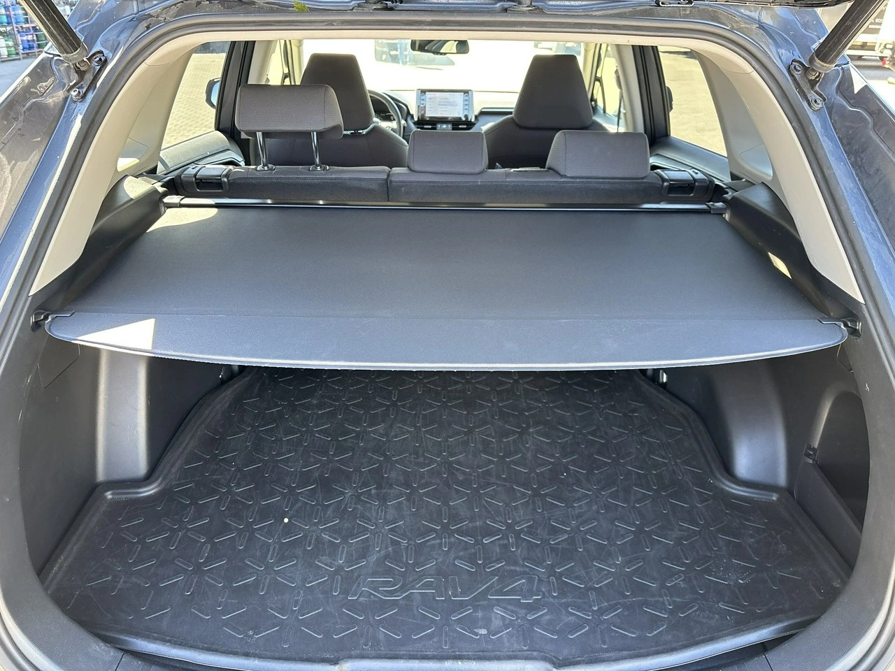 Toyota RAV-4 - Zdjęcie 14