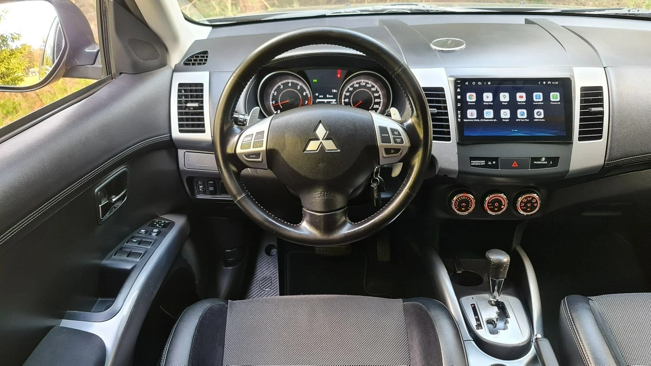 Mitsubishi Outlander - Zdjęcie 15