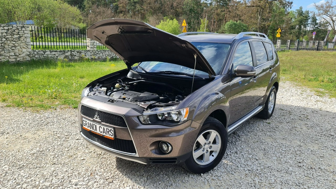 Mitsubishi Outlander - Zdjęcie 29