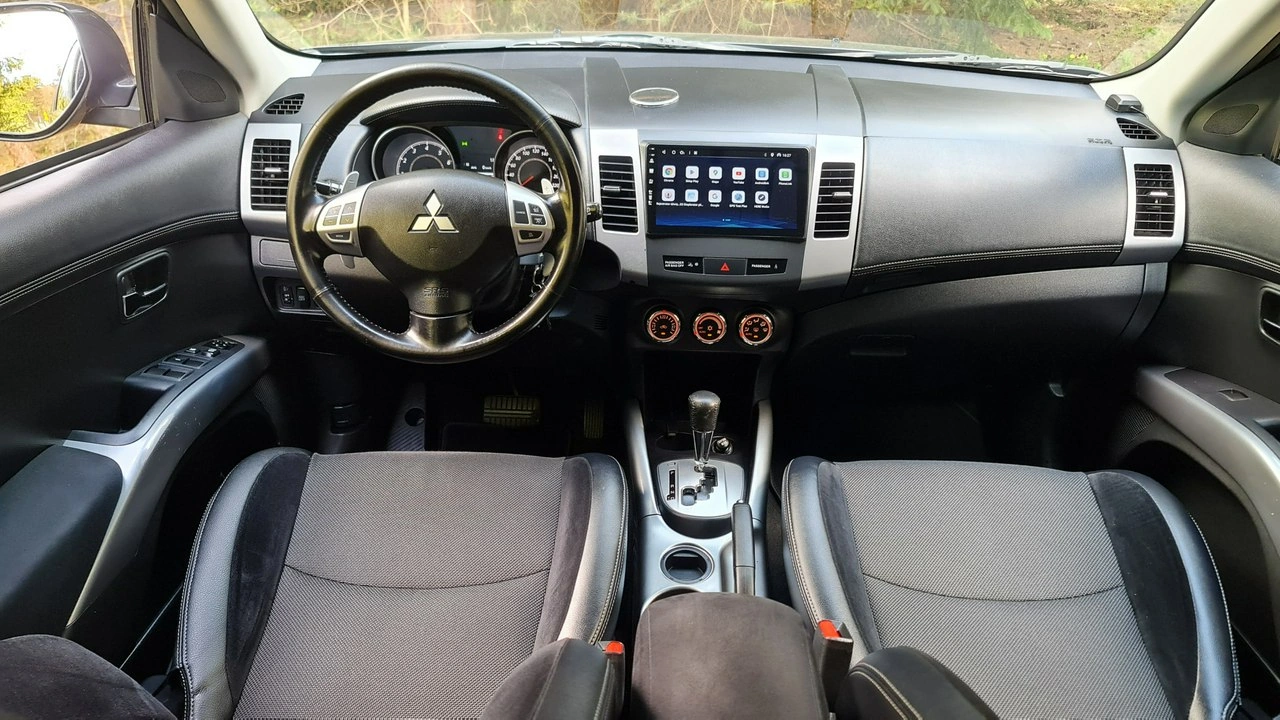 Mitsubishi Outlander - Zdjęcie 4
