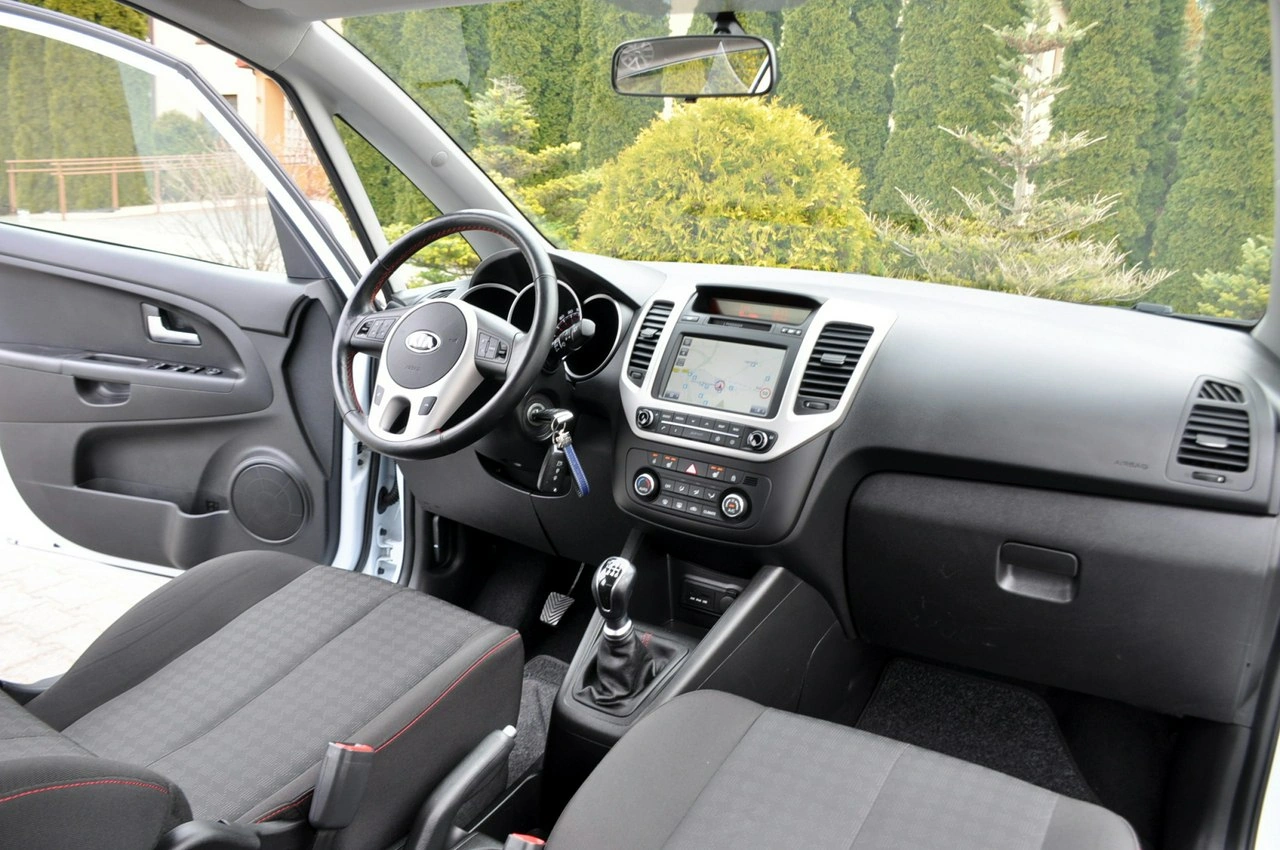 Kia Venga - Zdjęcie 23