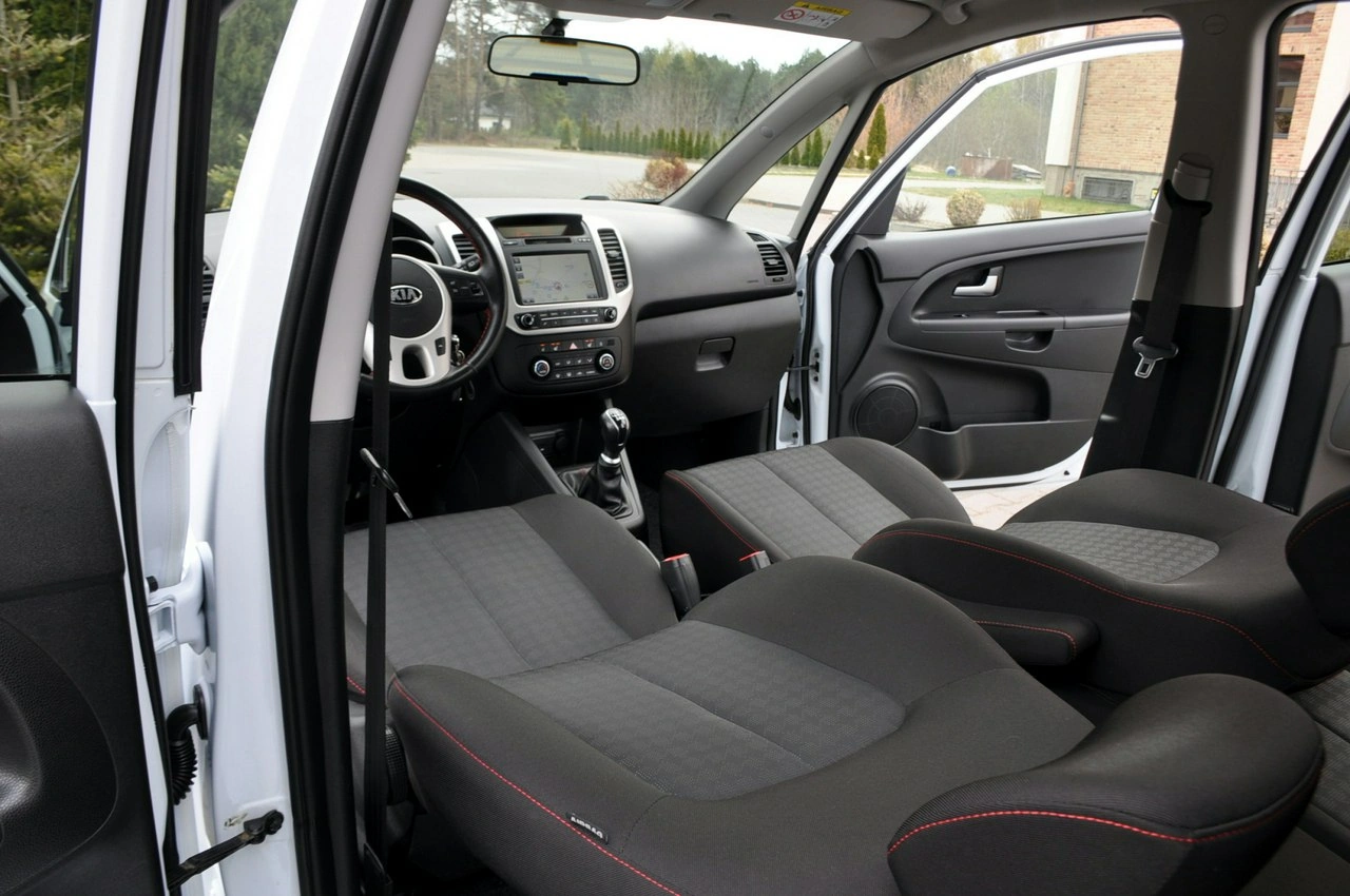 Kia Venga - Zdjęcie 26