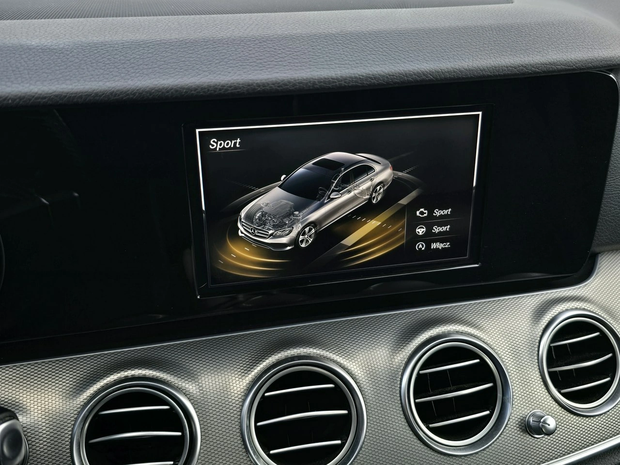 Mercedes E 220 - Zdjęcie 21