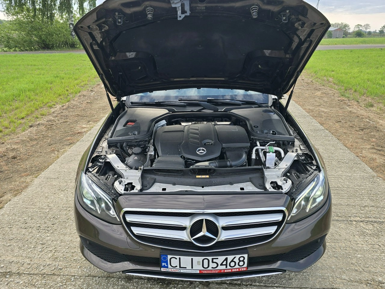 Mercedes E 220 - Zdjęcie 35