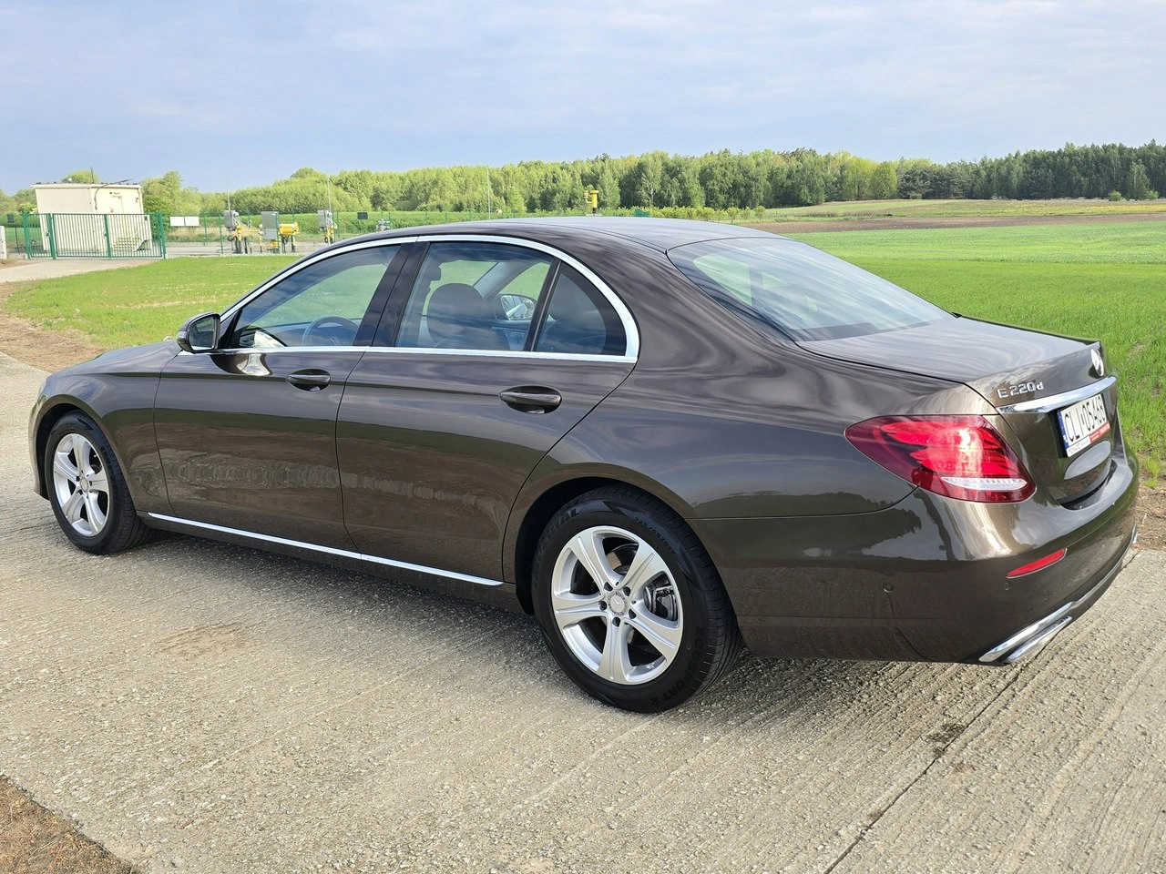 Mercedes E 220 - Zdjęcie 6