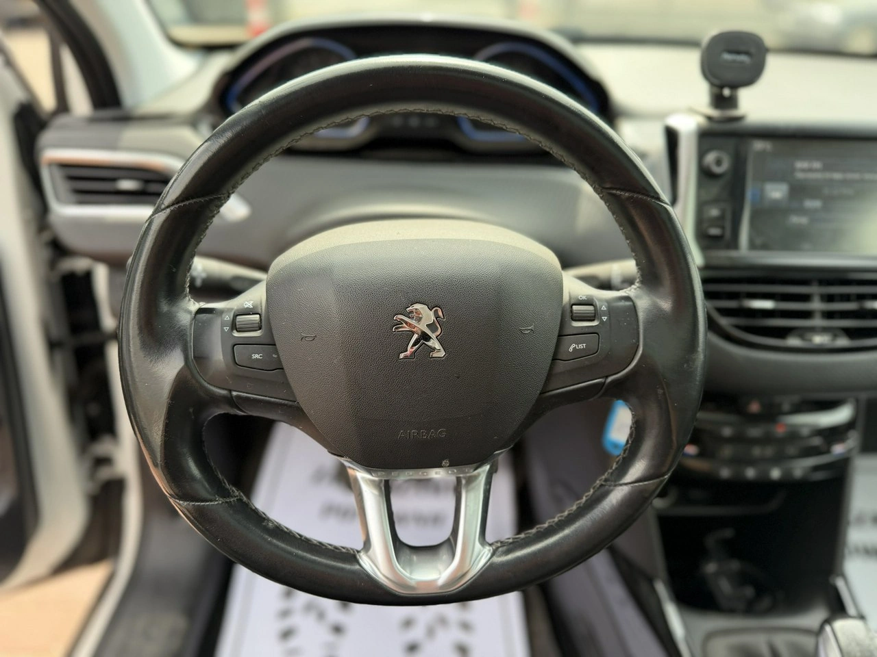 Peugeot 2008 - Zdjęcie 17