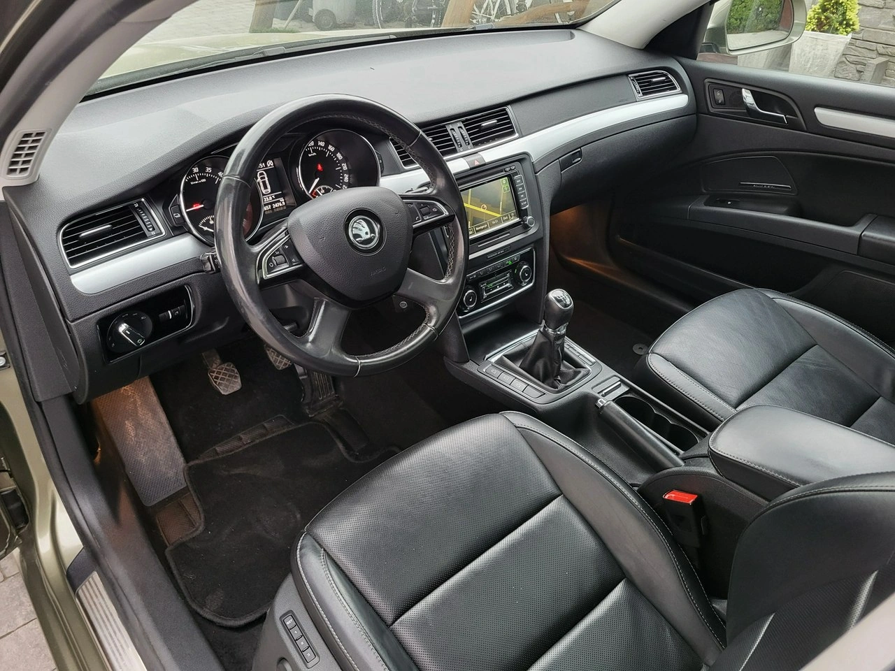 Skoda Superb - Zdjęcie 7