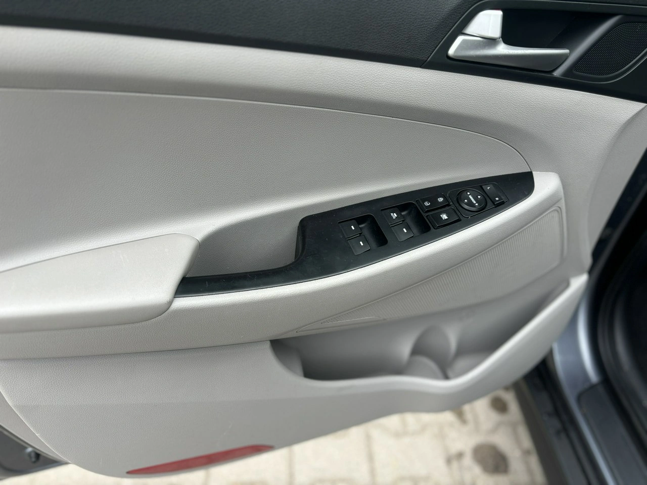Hyundai Tucson - Zdjęcie 9