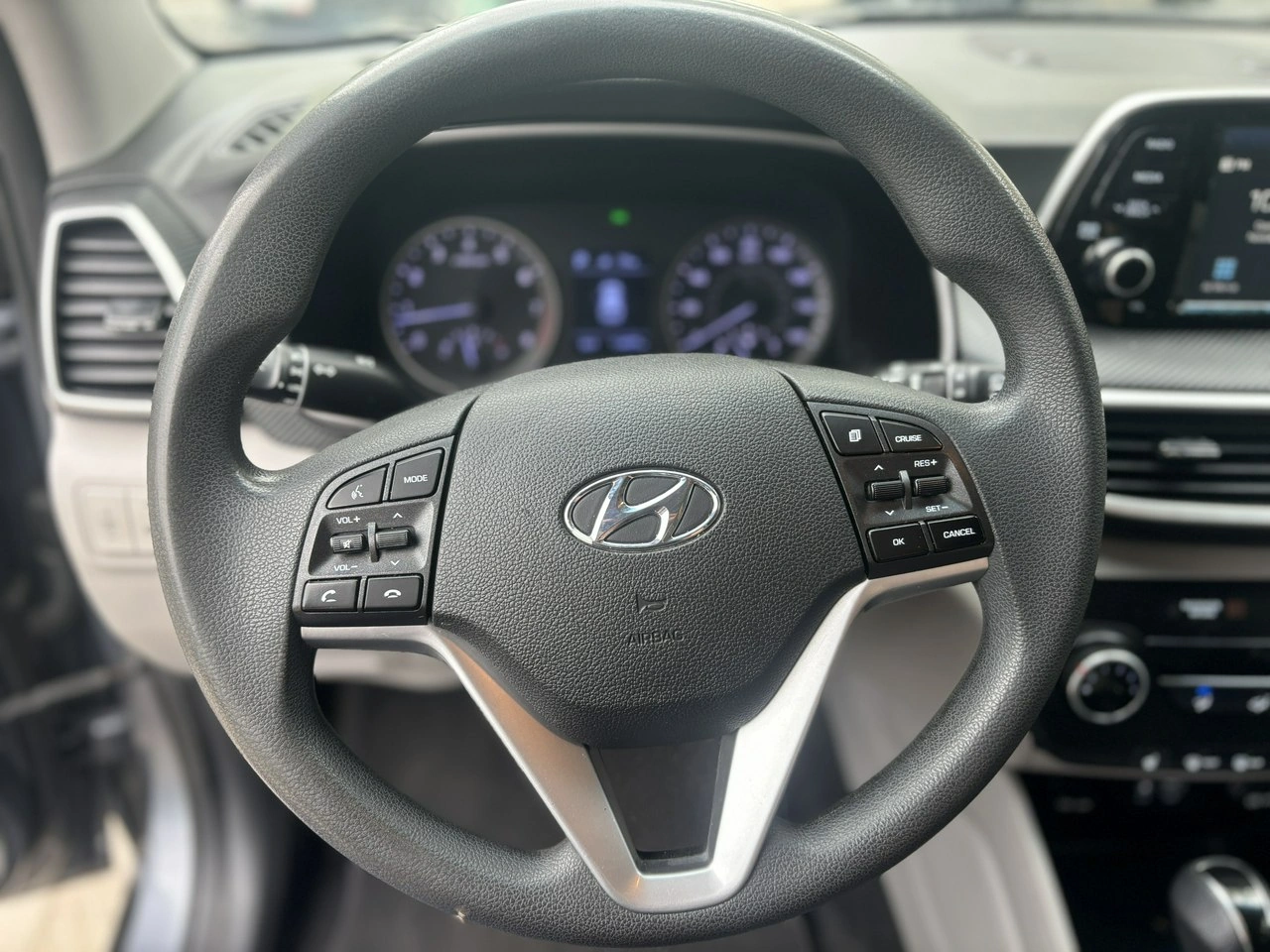 Hyundai Tucson - Zdjęcie 11