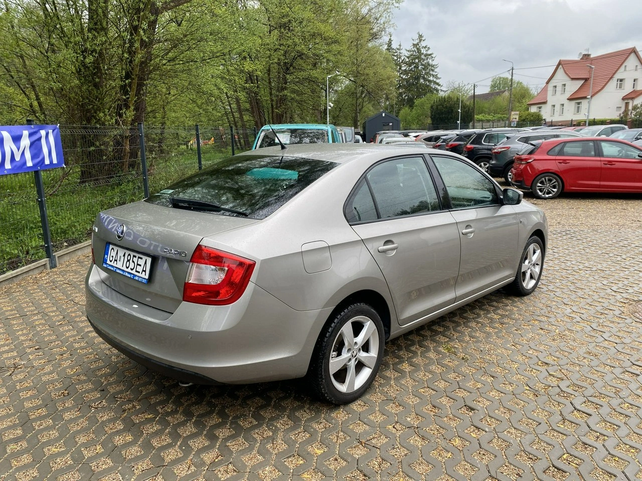 Skoda RAPID - Zdjęcie 4