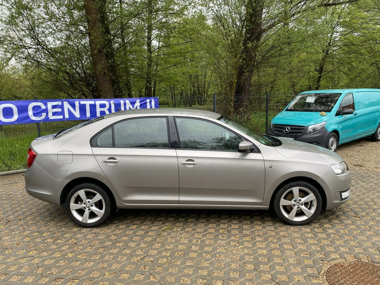 Skoda RAPID - Zdjęcie 5