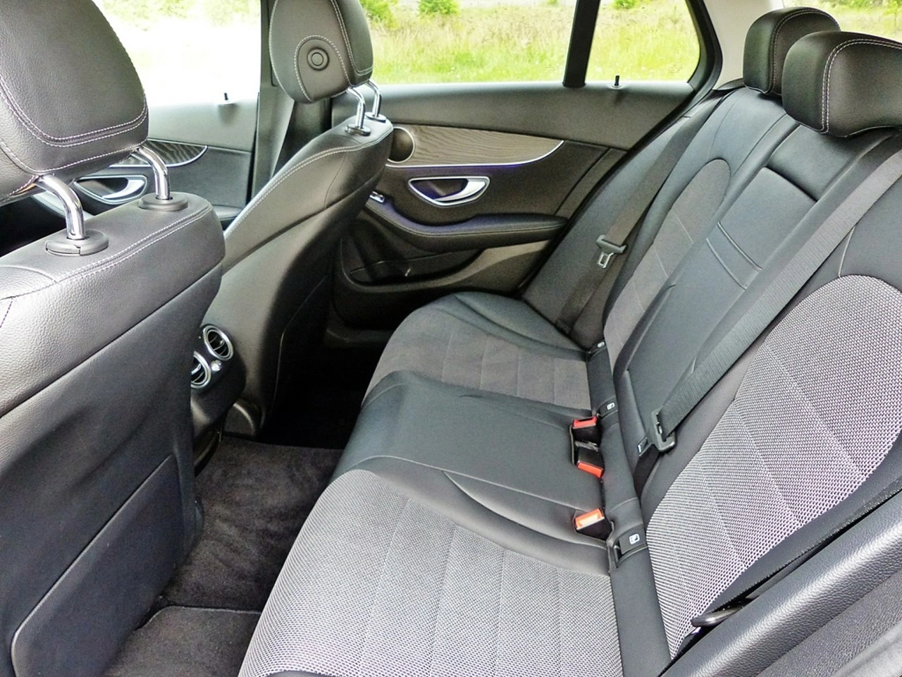 Mercedes C 220 - Zdjęcie 21