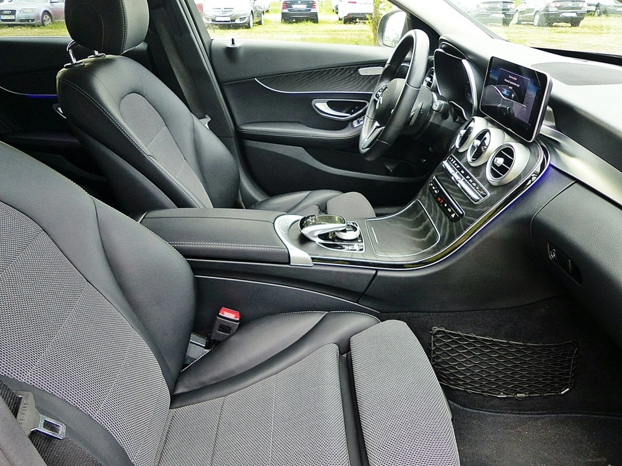 Mercedes C 220 - Zdjęcie 24