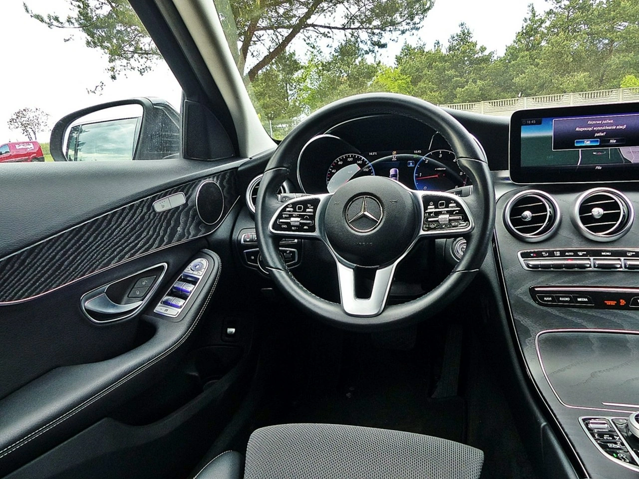 Mercedes C 220 - Zdjęcie 34