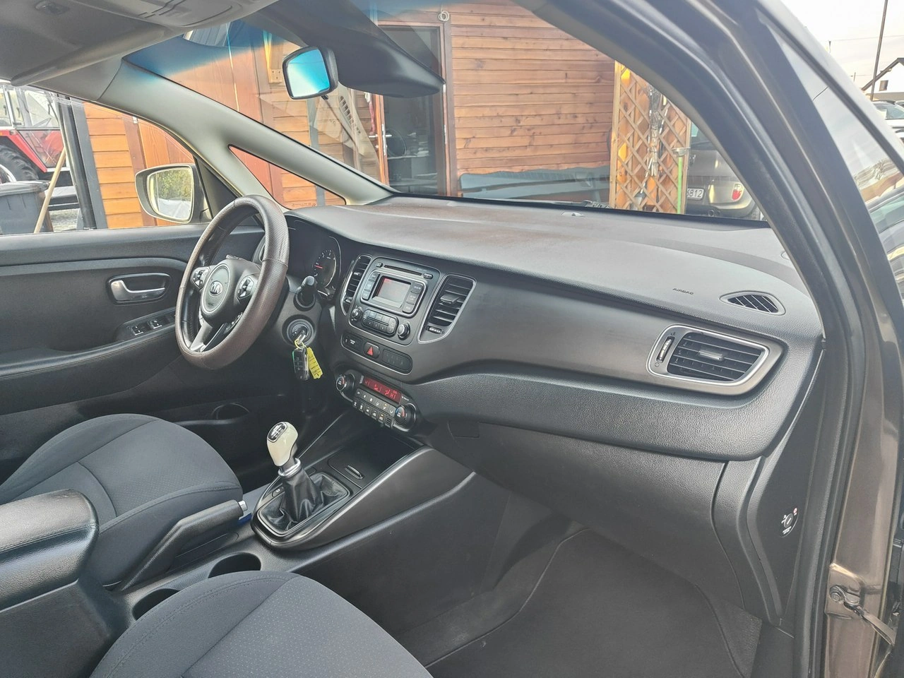 Kia Carens - Zdjęcie 20