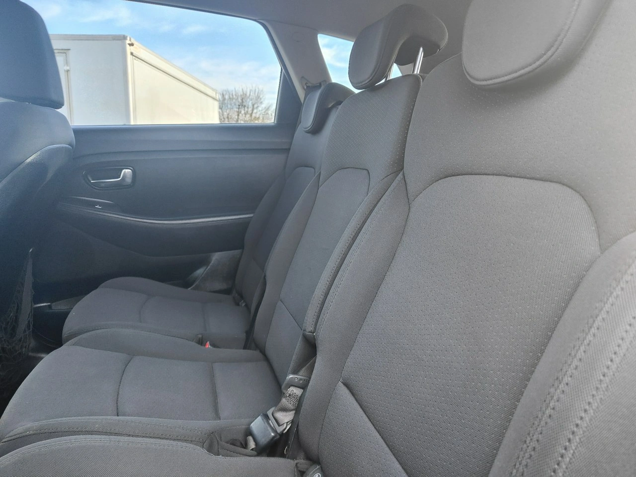 Kia Carens - Zdjęcie 27