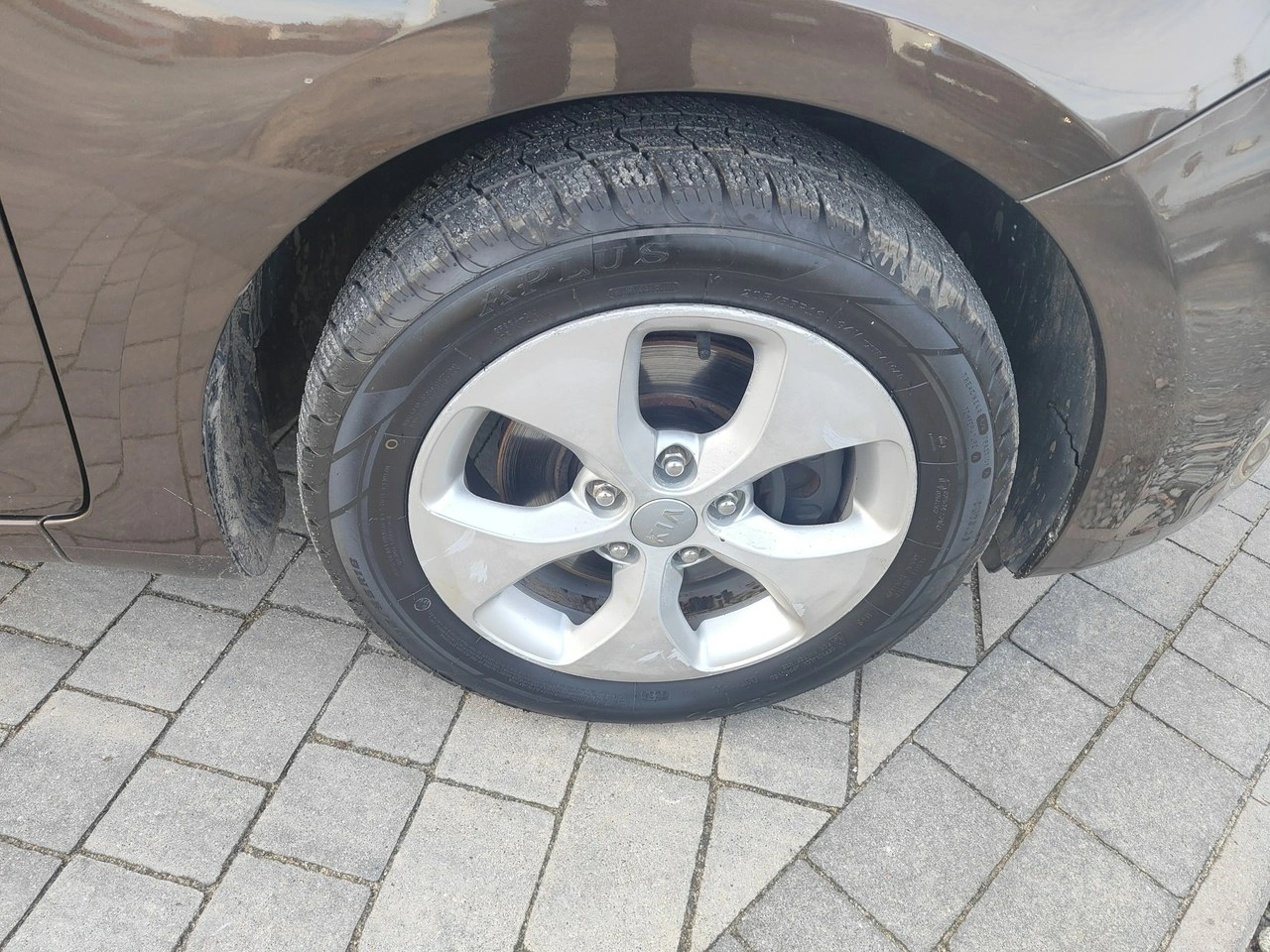 Kia Carens - Zdjęcie 33