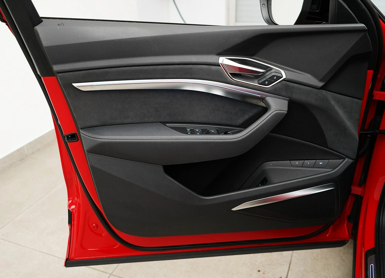 Audi e-tron - Zdjęcie 18