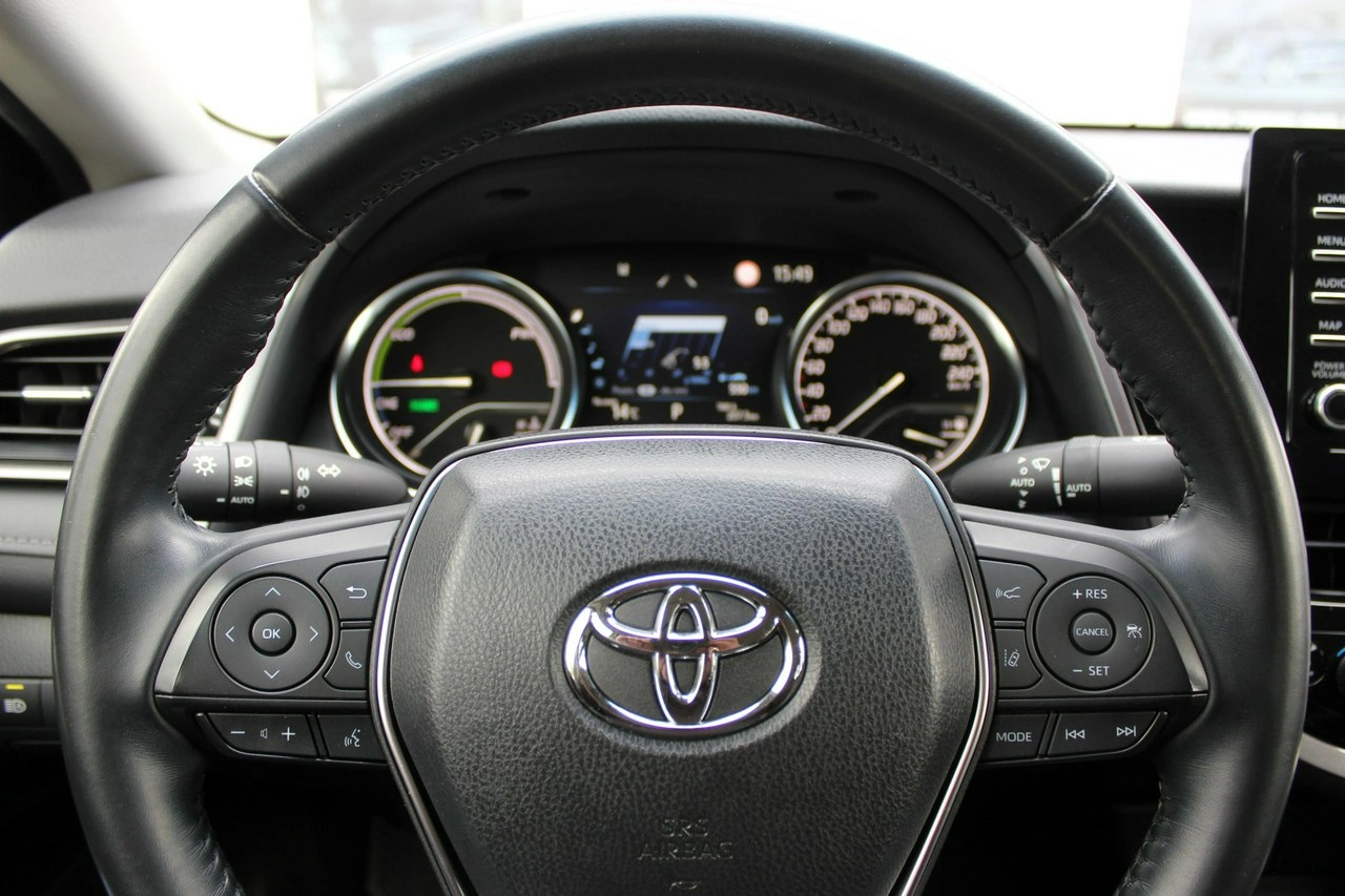 Toyota Camry - Zdjęcie 12