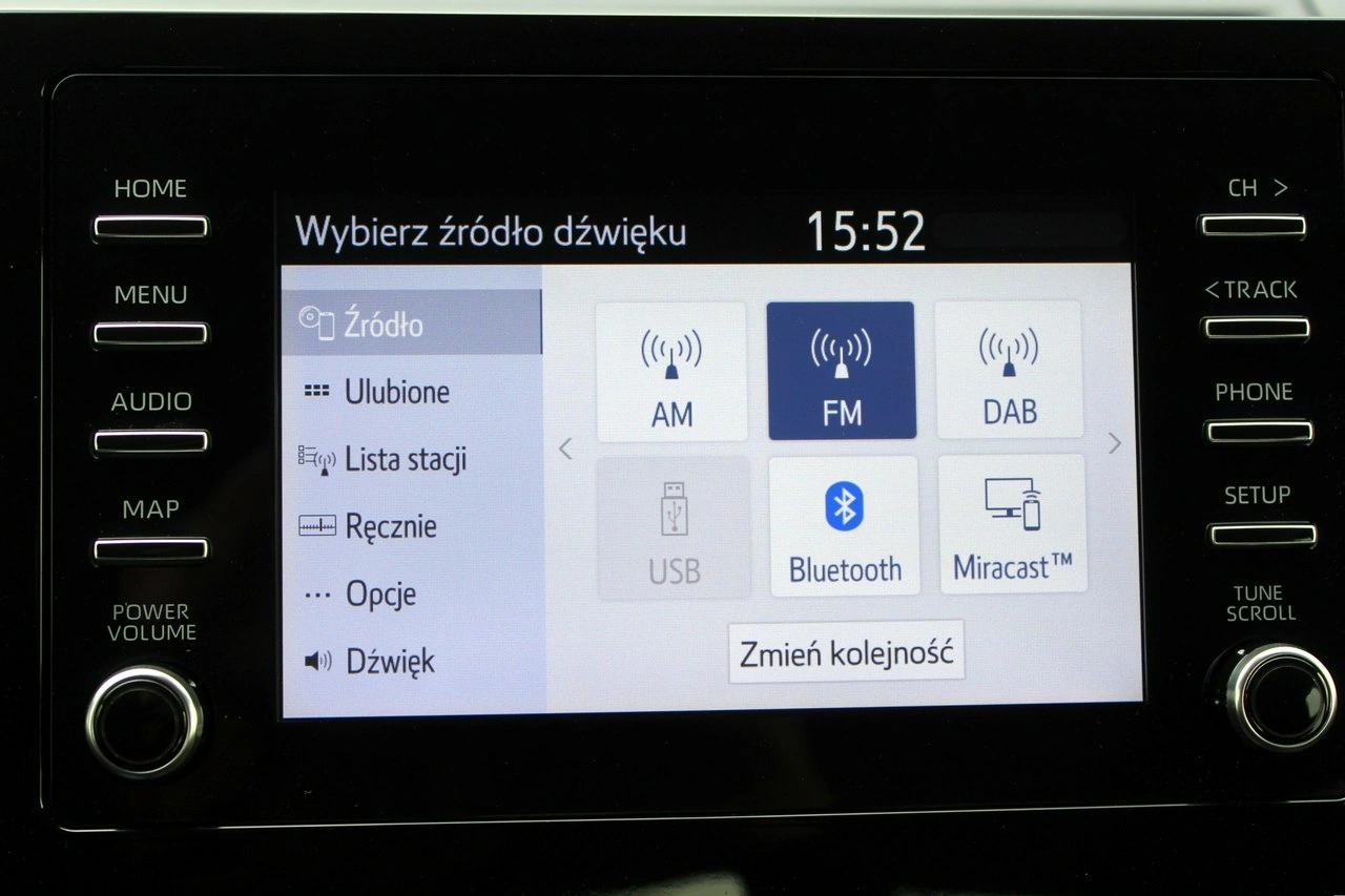 Toyota Camry - Zdjęcie 26