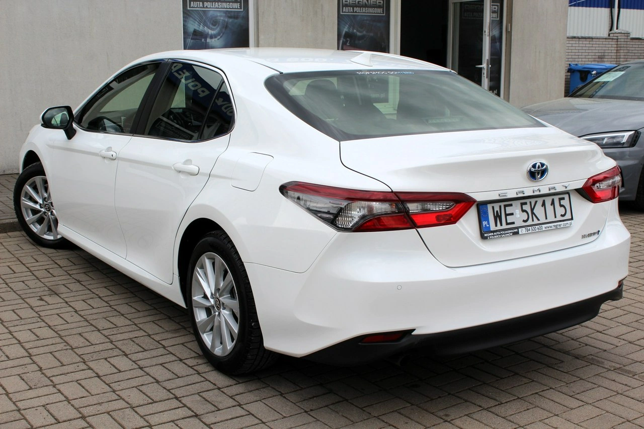 Toyota Camry - Zdjęcie 3