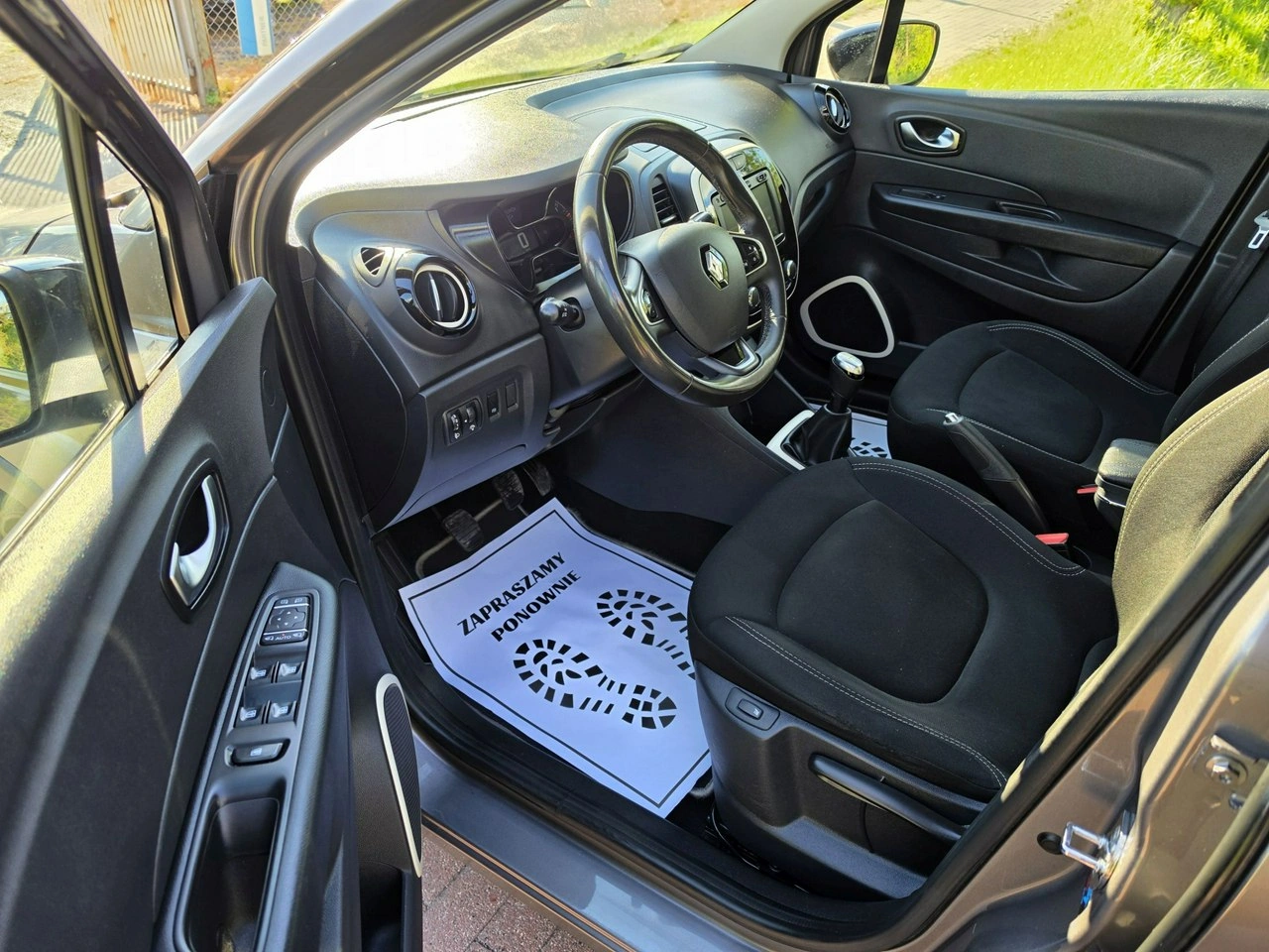 Renault Captur - Zdjęcie 37