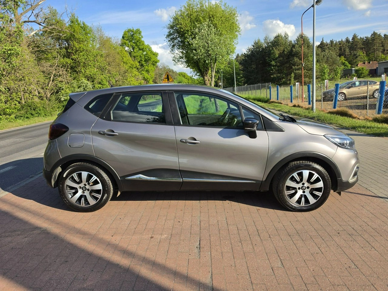 Renault Captur - Zdjęcie 8