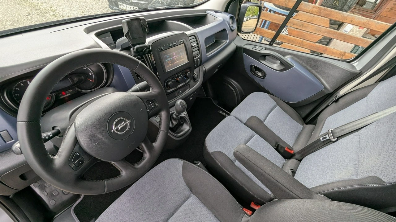 Opel Vivaro - Zdjęcie 16