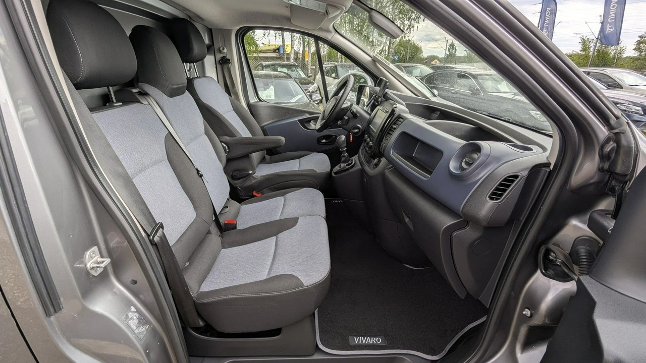 Opel Vivaro - Zdjęcie 17