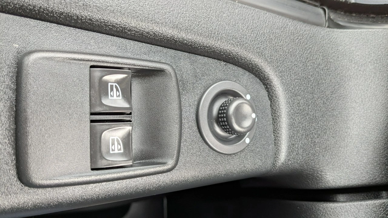 Opel Vivaro - Zdjęcie 25