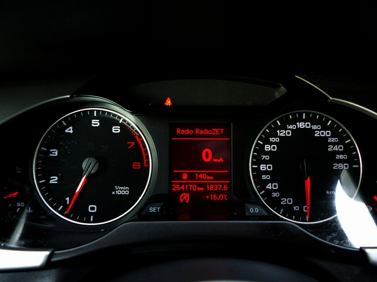 Audi A4 - Zdjęcie 29