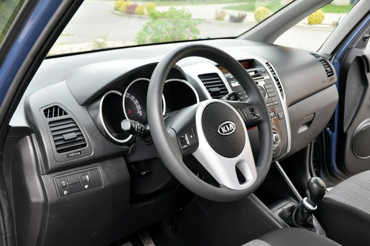 Kia Venga - Zdjęcie 21