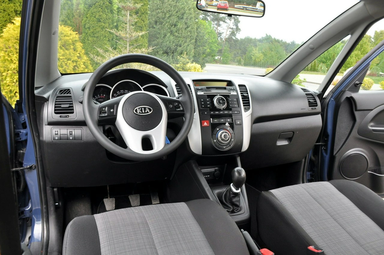 Kia Venga - Zdjęcie 27