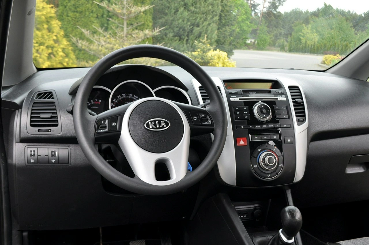 Kia Venga - Zdjęcie 28