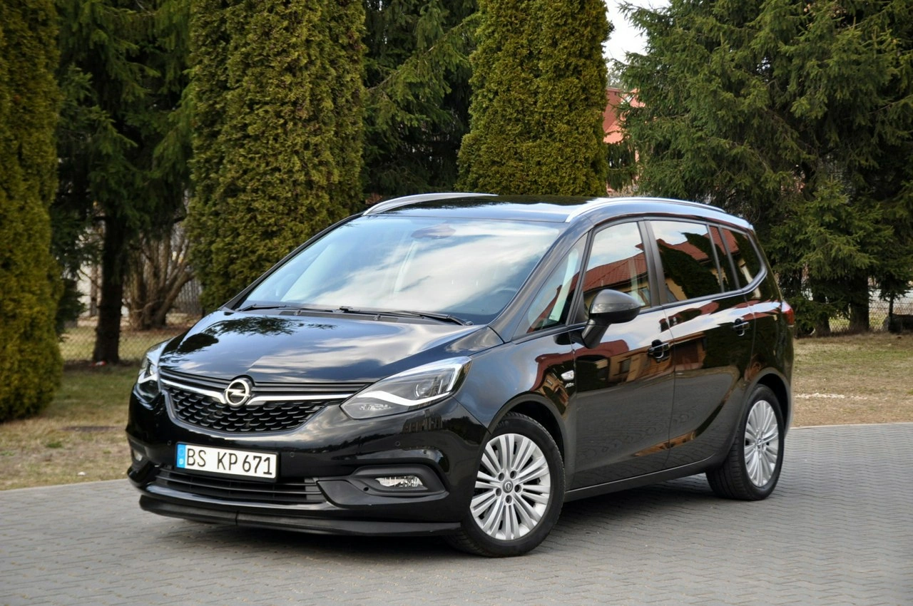 Opel Zafira - Zdjęcie 9