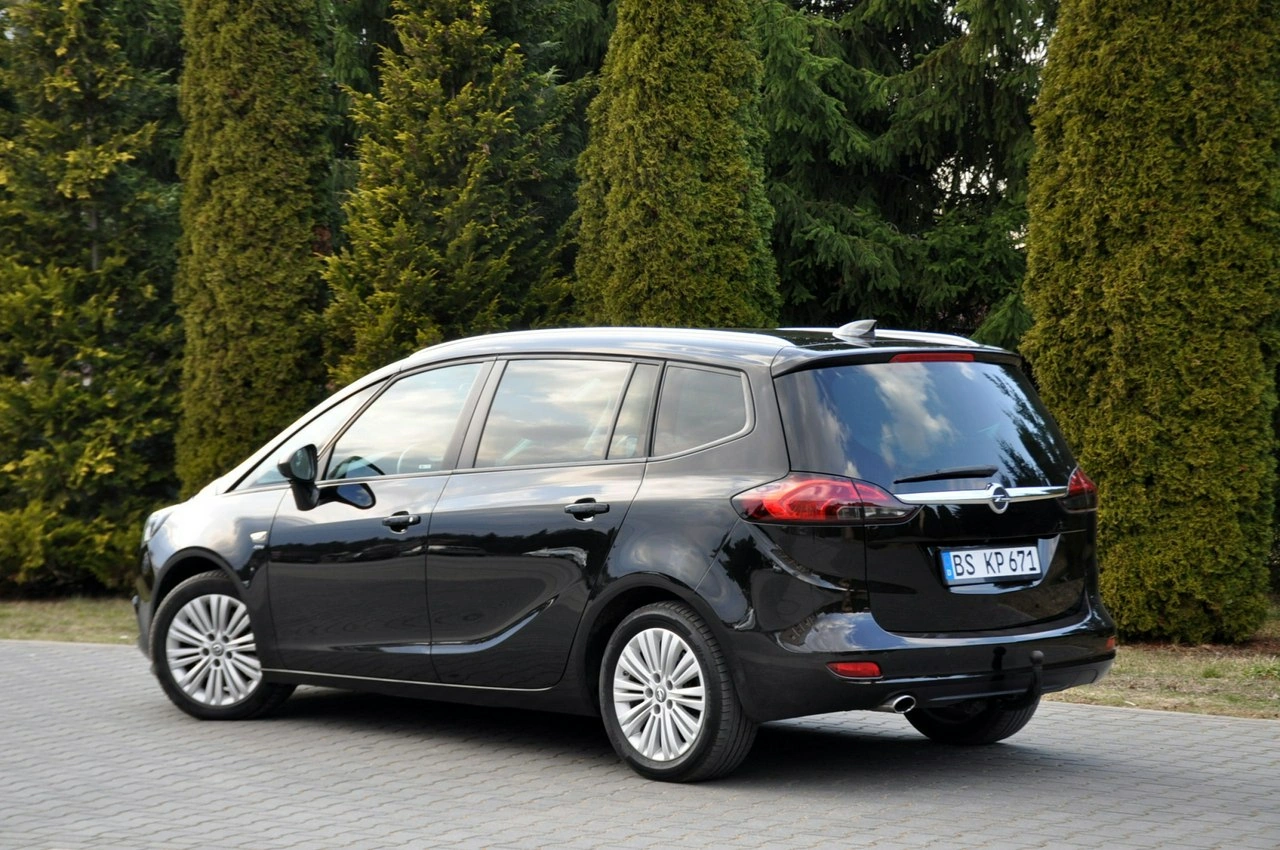 Opel Zafira - Zdjęcie 12