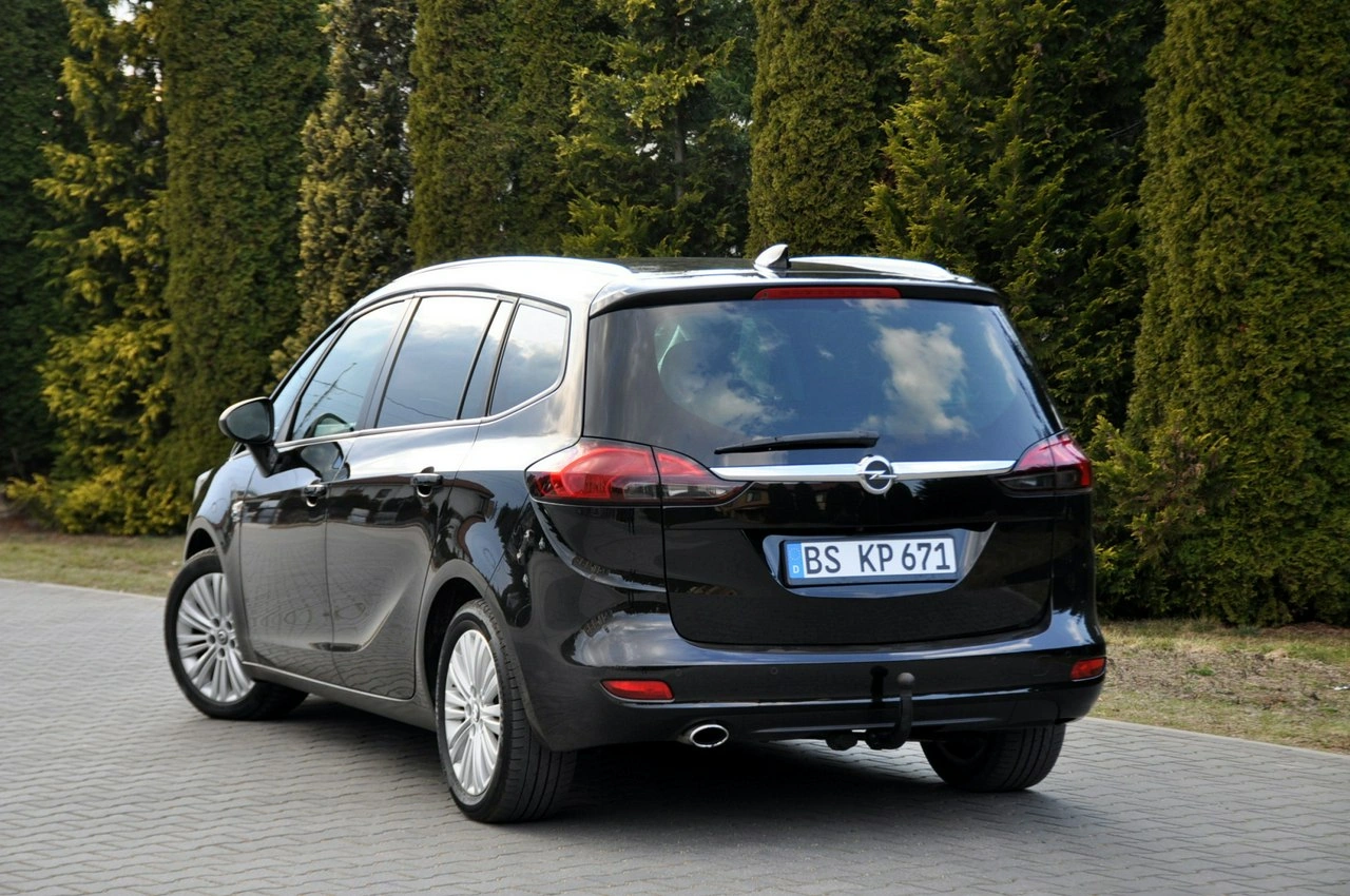 Opel Zafira - Zdjęcie 13