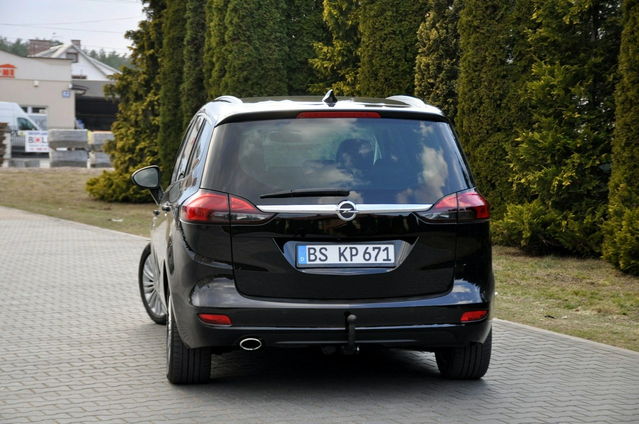 Opel Zafira - Zdjęcie 14
