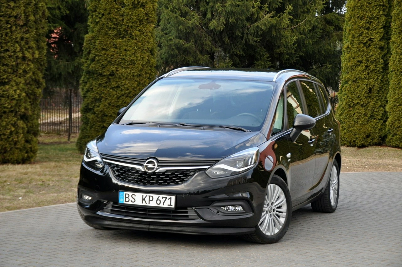 Opel Zafira - Zdjęcie 8