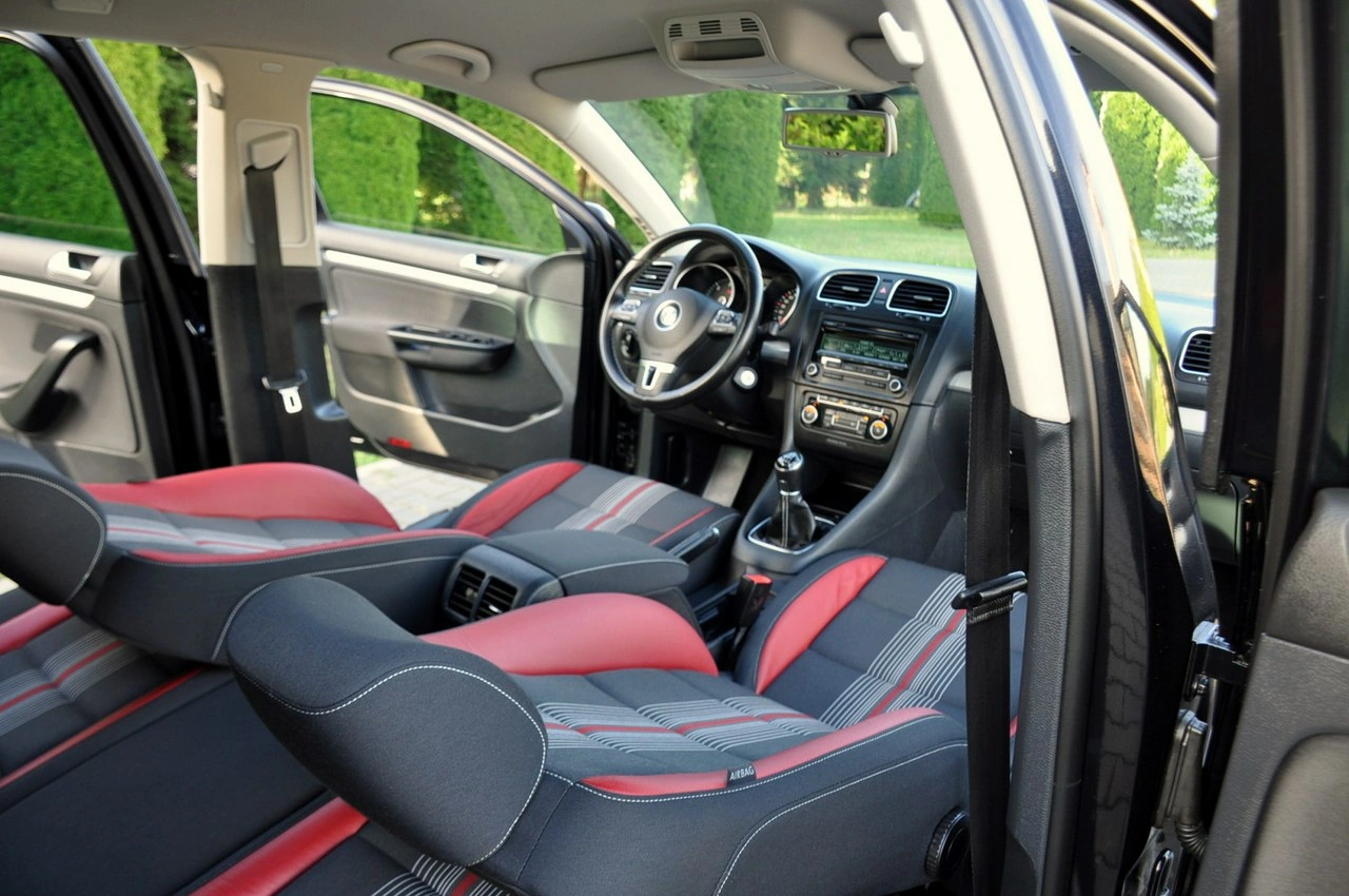Volkswagen Golf - Zdjęcie 23